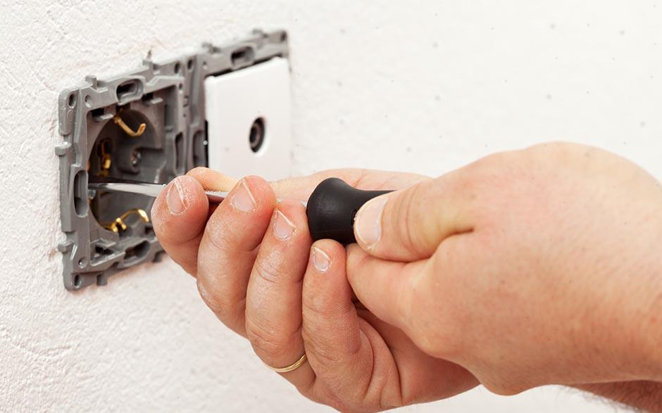 électricien de maintenance Gouaix