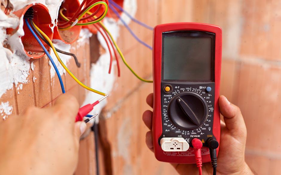 électricien de maintenance Gouaix